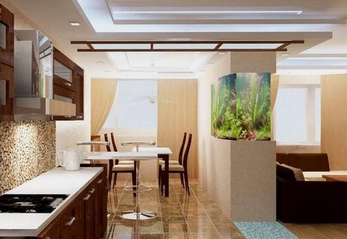 Аквариум в интерьере гостиной фото: в зале между кухней, дизайн