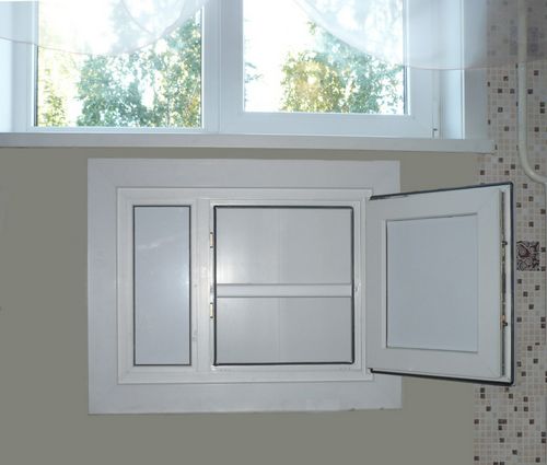 Холодильник под окном: обустройство ниши в хрущевке