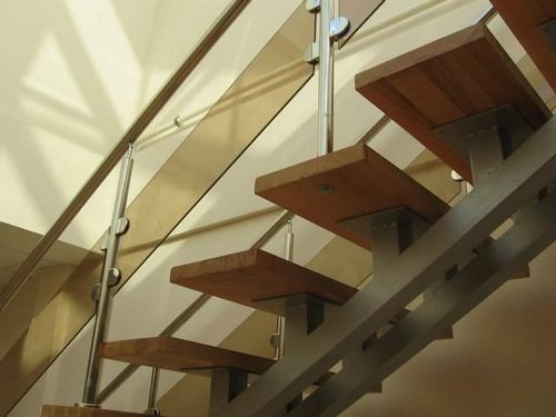 Лестницы из металла фото: металлические в доме, железная в своем, частный расчет материала, поворот на 90