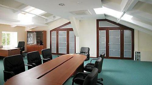Потолок в офисе - различные варианты, фото