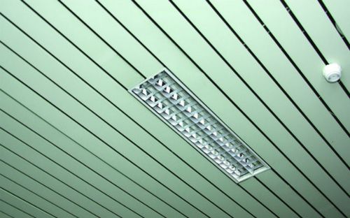 Светильники для реечного потолка: общие рекомендации по установке.