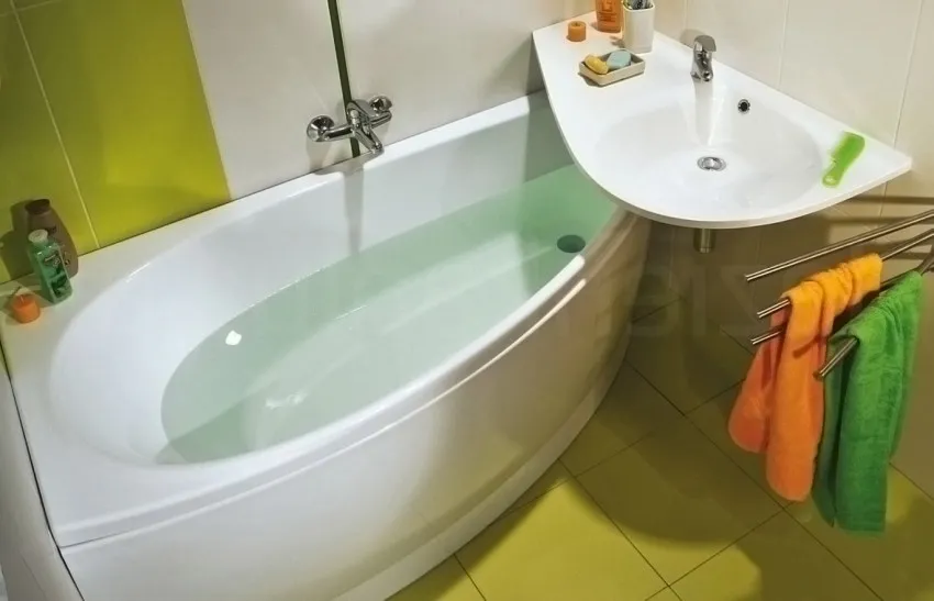 Акриловая ванна: достоинства, недостатки, особенности применения и пошаговая инструкция по выбору модели (110 фото)