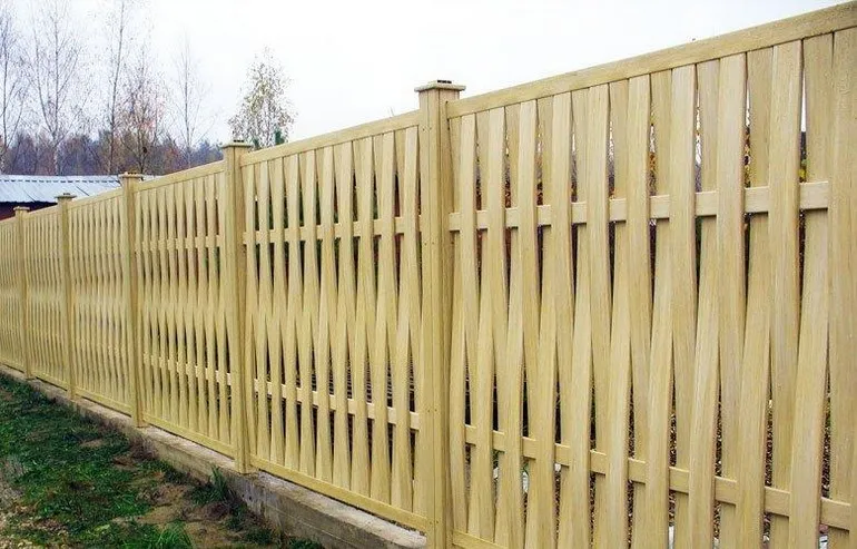 Забор плетенка для дачи
