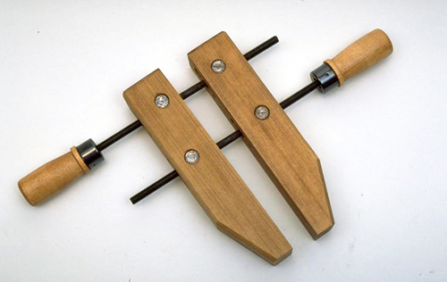Деревянные струбцины своими руками: инструменты, технологический процесс