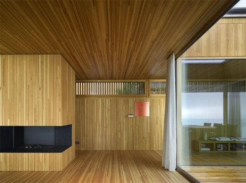 Деревянный потолок в интерьере - плюсы отделки, как подобрать материал и оформить дизайн, фото +видео примеры
