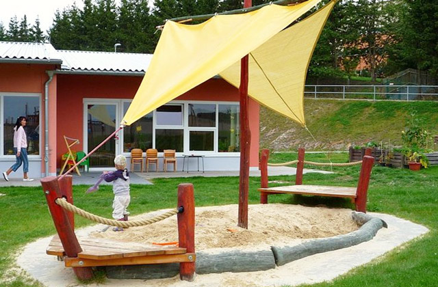 Детская площадка своими руками: игровая на даче
