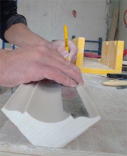 Гипсовые потолки: как сделать декор из лепнины своими руками, фото-примеры, видео