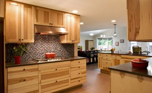 Гостиная совмещенная с кухней в частном доме (77 фото): дизайн и интерьер помещений