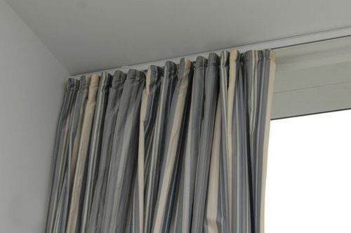Как крепят шторы под потолки из гипсокартона?