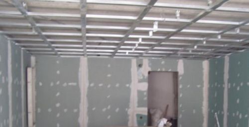 Как обшить потолок гипсокартоном правильно: инструкция по установке своими руками