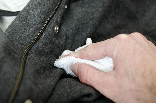 Как постирать шерстяное пальто – проверенные домашние способы