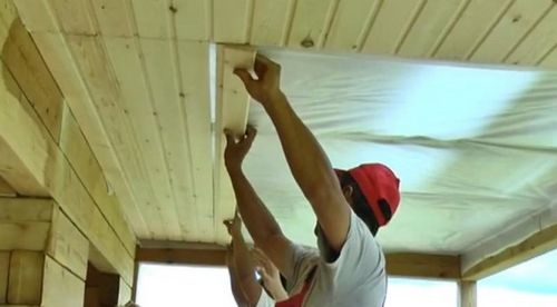 Как сделать потолок на веранде своими руками