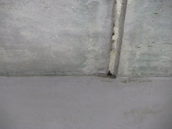 Как шпаклевать потолок под покраску: видео-инструкция как зашпаклевать своими руками, цена, фото