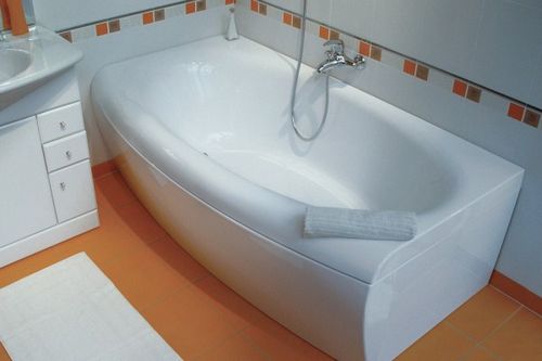 Как выбрать акриловую ванну: размеры, формы, толщина материала