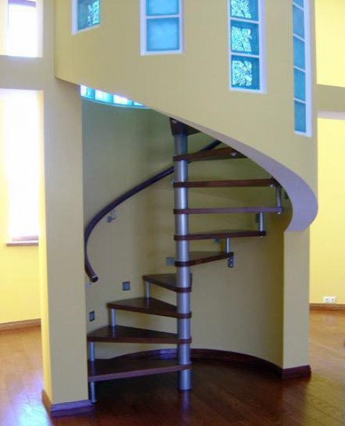 Лестница на второй этаж своими руками - пошаговая инструкция!