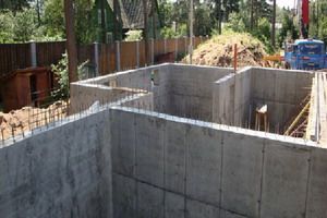 Монолитные материалы: свойства бетонной и керамзитобетонной смеси, состав и свойства легких бетонов