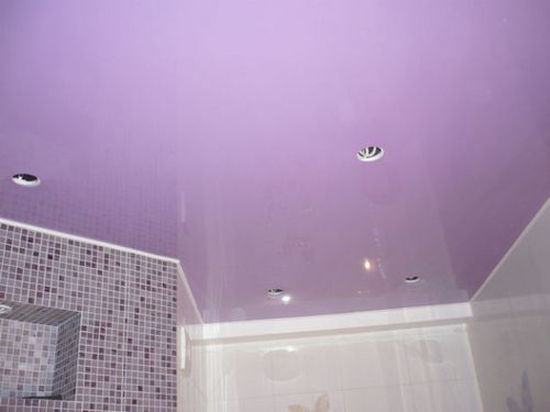 Натяжной потолок в ванной: способы монтажа своими руками.