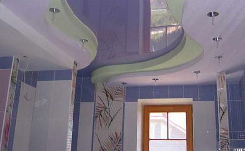 Навесной потолок в ванной комнате: возможные варианты, инструкция по установке, фото