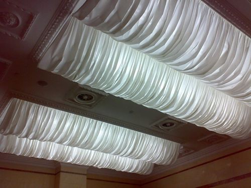 Необычный потолок из ткани - оригинальное решение в интерьере