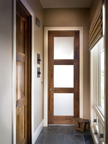 Нестандартные межкомнатные двери: входные модели в квартиру и частный дом нетипичных размеров, пластиковые и деревянные варианты необычной высоты