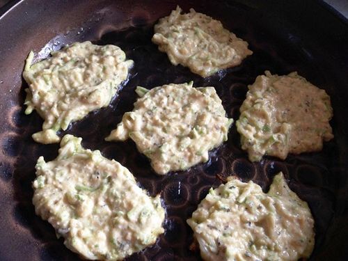 Оладьи из кабачков без яйца: рецепт с фото, как приготовить и сделать, чем заменить яйцо