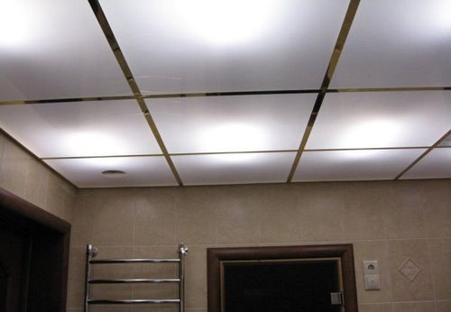 Плиточный подвесной потолок - особенности, плюсы и минусы