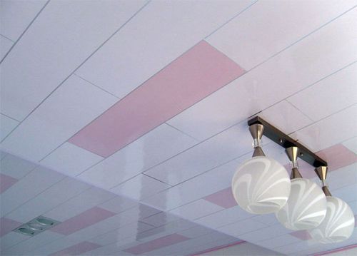 Потолок из панелей ПВХ, как подобрать размеры, особенности устройства двухуровневой конструкции, как выбрать дизайн, фотопримеры и видео