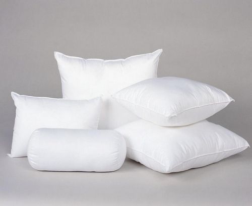 Размеры подушек: таблица стандартных вариантов для сна, размер «евро» 50x70 см