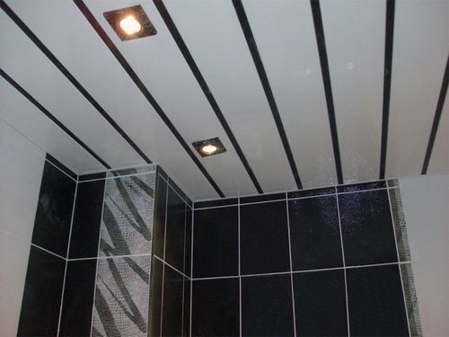 Реечный потолок в ванной комнате: алюминевый, подвесной, фото