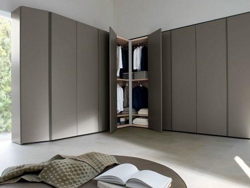 Шкафы в спальню угловые: фото и дизайн-идеи, размеры внутри, большой для одежды, маленькие белорусские