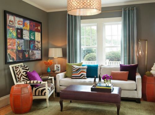 Сочетание цветов в интерьере гостиной (69 фото): отделка в коричневых и сиреневых тонах, зеленая стена с бежевым рисунком