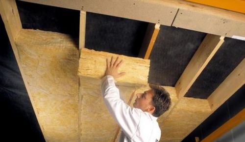 Создаем деревянный потолок своими руками