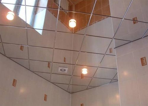 Стеклянный потолок в ванной комнате, фото и видео инструкции