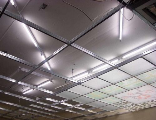 Световые подвесные потолки - особенности и порядок монтажа