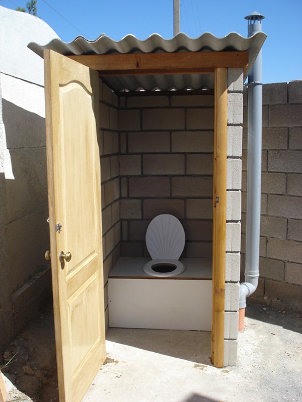 Туалет на даче своими руками - инструкция по строительству!