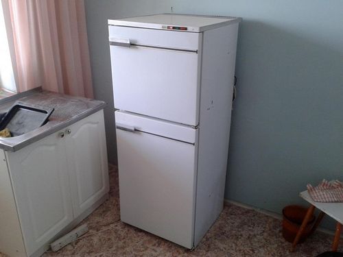 Утилизация холодильников за деньги: куда деть старый, можно сдать, вывоз сломанного, что делать с нерабочим