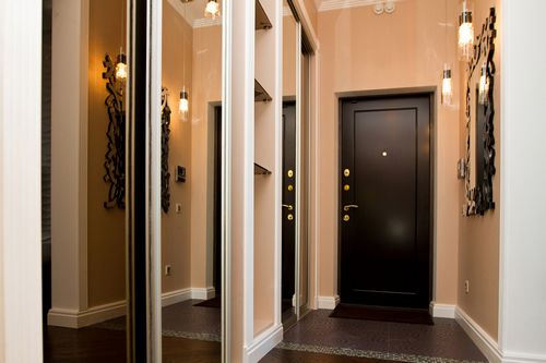 Входные металлические двери в квартиру (43 фото): железные квартирные модели с шумоизоляцией, какую лучше поставить, как правильно выбрать