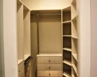Маленькая гардеробная комната Коламбус